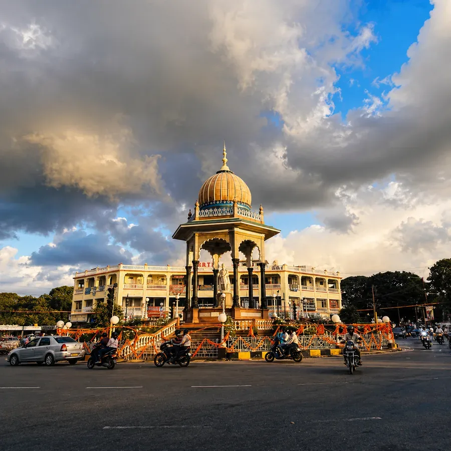 Mysuru city landmark and road life